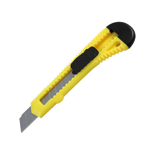 Макетен нож голям Delta by Axent Жълт 18 mm